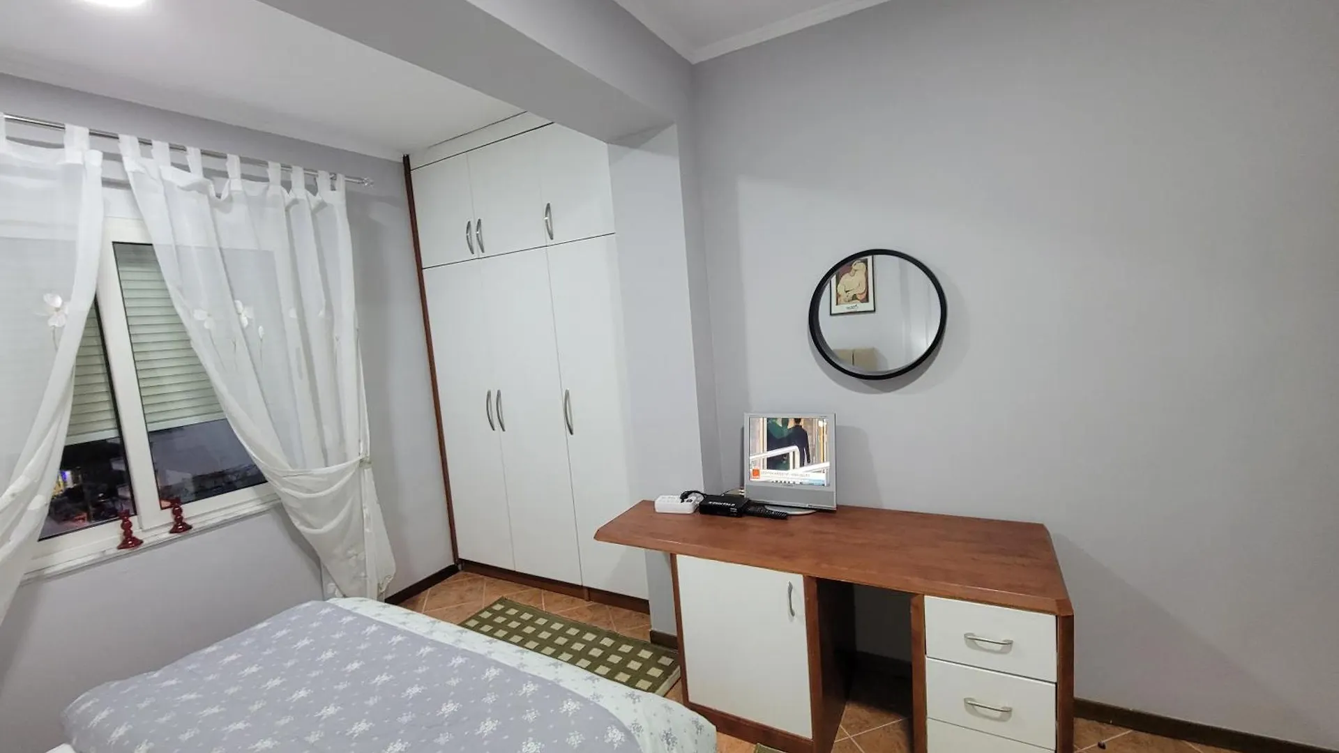 Rudi Apartment 2 In Tirana