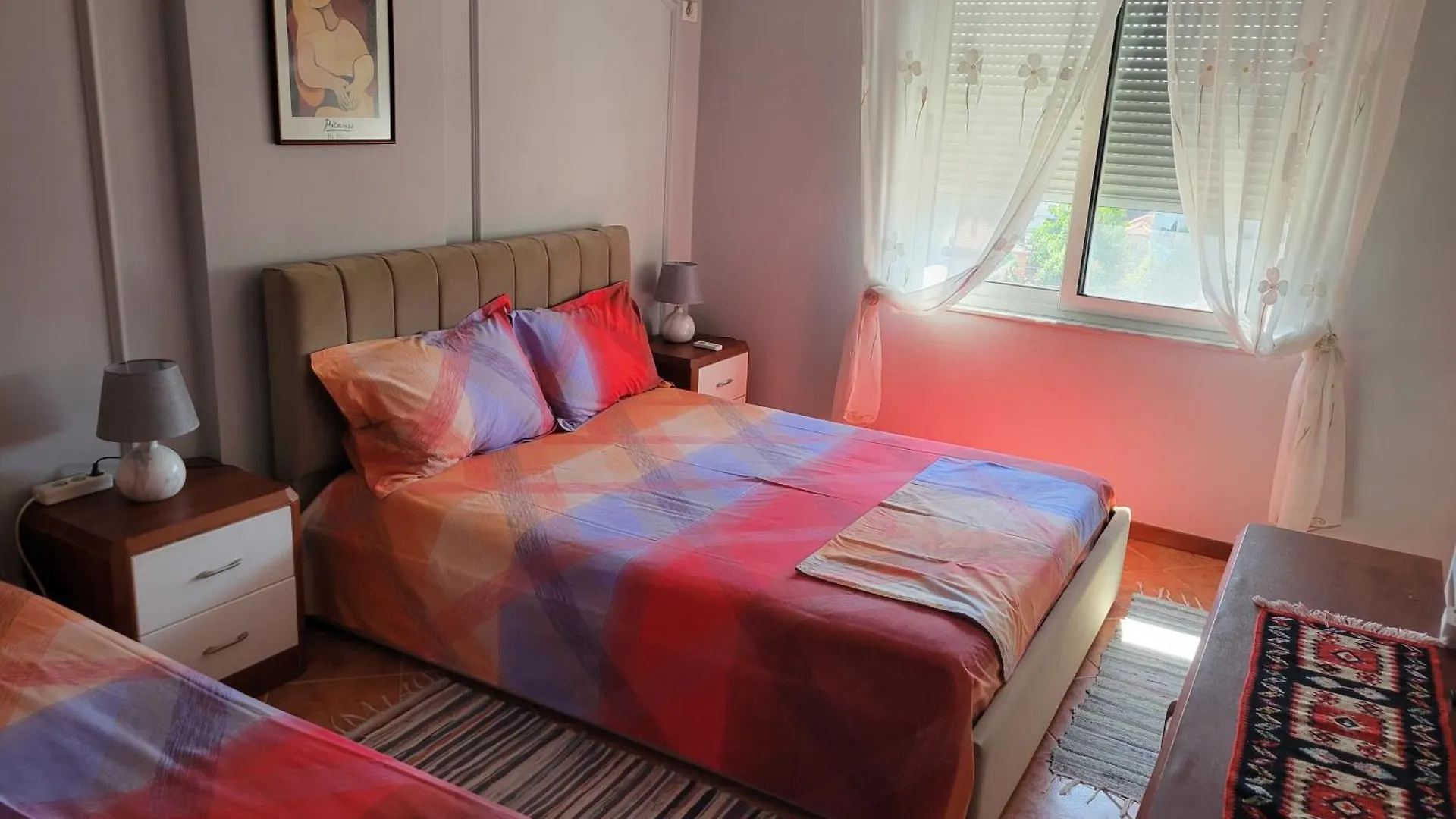 Rudi Apartment 2 In ティラナ